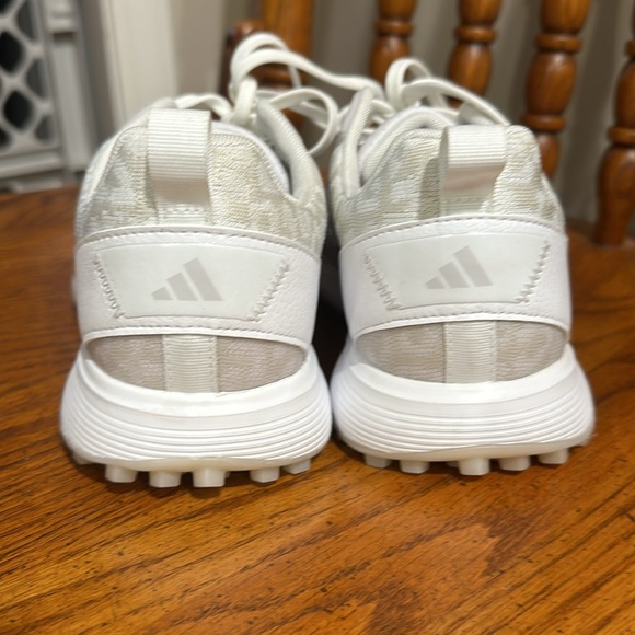 Addias Ladies Golf Shoes New - Picture 3 of 9